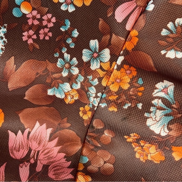Vintage 1970's Floral Brown Button Up Short Sleeve Women's Shirt Grandmacore - Picture 4 of 9